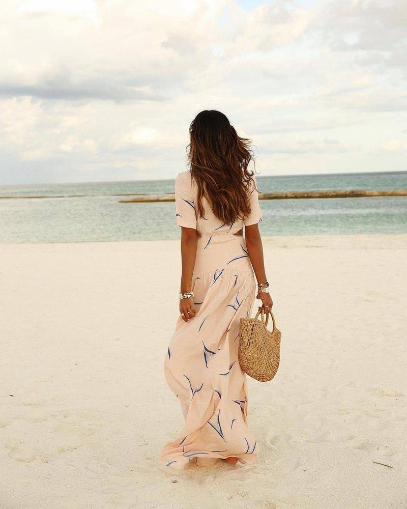 Make it Fashion Cutout Maxi Dress