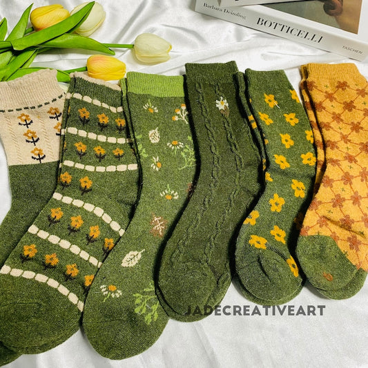 Flower Green Socks/Aesthetic Crew Socks